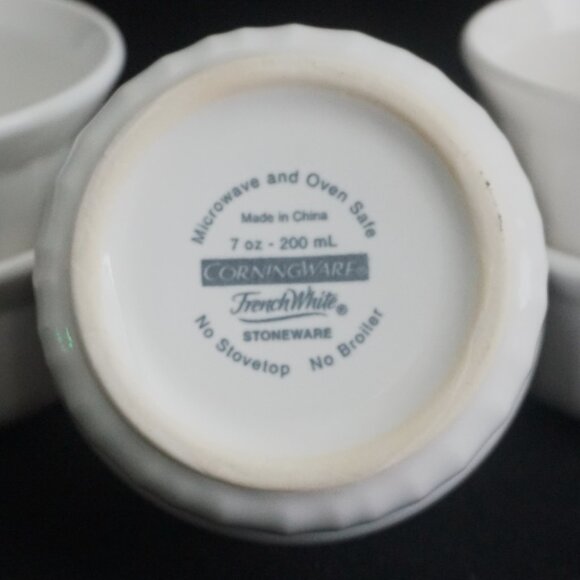 Corning Ware French White Set of 5 Ramekins Vintage Stoneware 7 oz - Picture 4 of 9